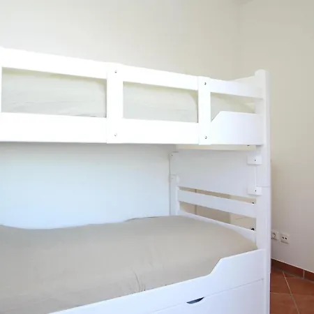 Апартаменты Duenenschloss 1-43 *